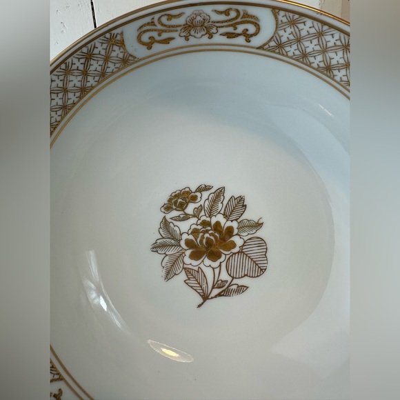 Gold Imari Hand-Painted Porcelain Bowl Birds & Floral Design Vintage Blue & Gold - Picture 8 of 12